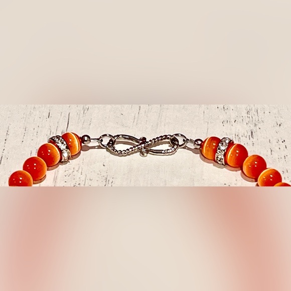 Orange Cat-Eye Handmade Beaded Ankle Bracelet with Silver Daisy Accents - Picture 6 of 6